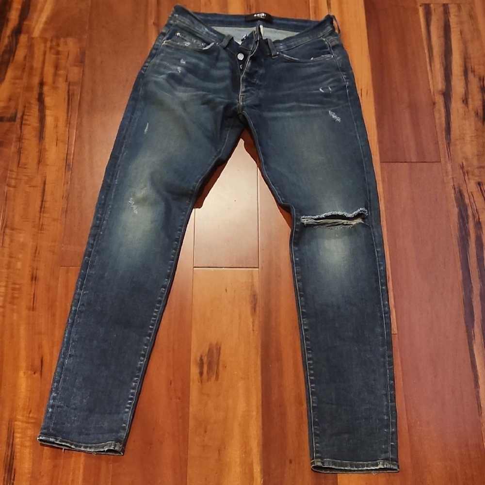 Men's Amiri Distressed Blue Jeans
